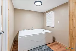 470 Lyon Rd, Seguin, TX 78155 - Photo 15