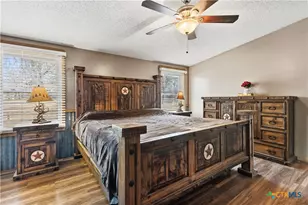 470 Lyon Rd, Seguin, TX 78155 - Photo 17