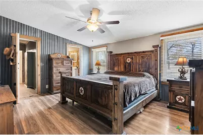 470 Lyon Road, Seguin, TX 78155 - Photo 11