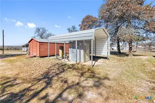 470 Lyon Rd, Seguin, TX 78155 - Photo 7