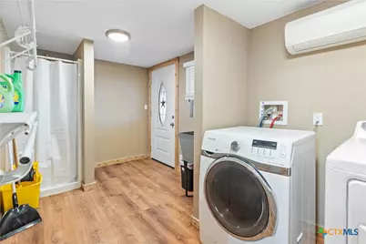 470 Lyon Road, Seguin, TX 78155 - Photo 31