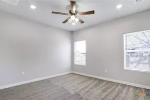 331 Doolittle St, San Antonio, TX 78211 - Photo 11