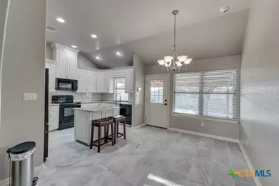 2120 Stonecrest Path, New Braunfels, TX 78130 - Photo 9