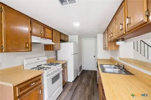 2402 Skylark Cir, Killeen, TX 76549 - Photo 13