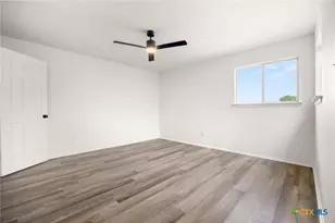 2402 Skylark Cir, Killeen, TX 76549 - Photo 17