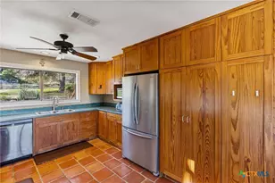 2730 Ponderosa Dr, New Braunfels, TX 78132 - Photo 21