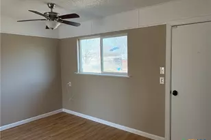 203 Stapp St, Burnet, TX 78611 - Photo 7