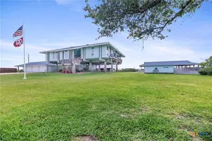 178 Smyth St, Port O'Connor, TX 77982 - Photo 1