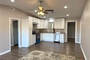 4605 Evergreen St, Victoria, TX 77904 - Photo 3