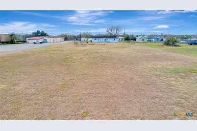 4002 Callis Street, Victoria, TX 77901 - Photo 25