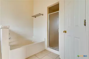 4001 Bade Ct, Killeen, TX 76549 - Photo 9