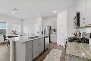 323 Elephants Ear Dr, New Braunfels, TX 78130 - Photo 23