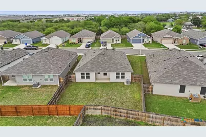 323 Elephants Ear Drive, New Braunfels, TX 78130 - Photo 43