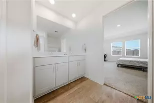 323 Elephants Ear Dr, New Braunfels, TX 78130 - Photo 15