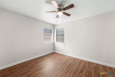 4010 Valley View Drive, Temple, TX 76502 - Photo 9