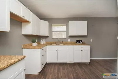 603 Maplewood Drive, Victoria, TX 77901 - Photo 13