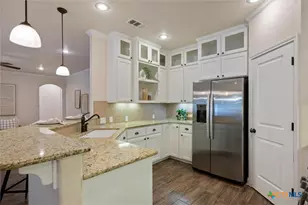 126 Capstone St, Belton, TX 76513 - Photo 9