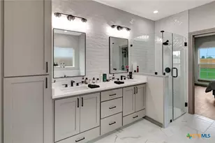 305 Turkey Ln, Victoria, TX 77905 - Photo 19