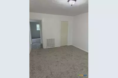 3804 Belmont Drive, Waco, TX 76711 - Photo 9