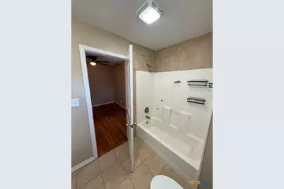 784 Samuels Avenue, New Braunfels, TX 78130 - Photo 13