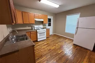 784 Samuels Ave, New Braunfels, TX 78130 - Photo 5