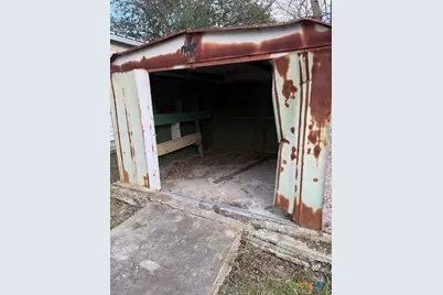 784 Samuels Avenue, New Braunfels, TX 78130 - Photo 21