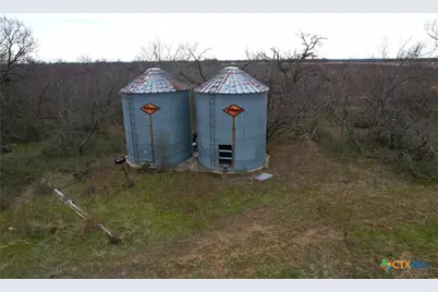 776 Cr 412, Rockdale, TX 76567 - Photo 7