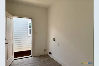 203 Villa Street, Cuero, TX 77954 - Photo 13