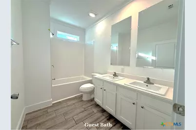 203 Villa Street, Cuero, TX 77954 - Photo 13