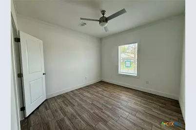203 Villa Street, Cuero, TX 77954 - Photo 11