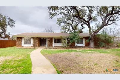 204 W Johnson Street, Cuero, TX 77954 - Photo 1