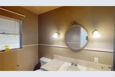 204 W Johnson Street, Cuero, TX 77954 - Photo 33