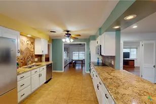 204 W Johnson St, Cuero, TX 77954 - Photo 5