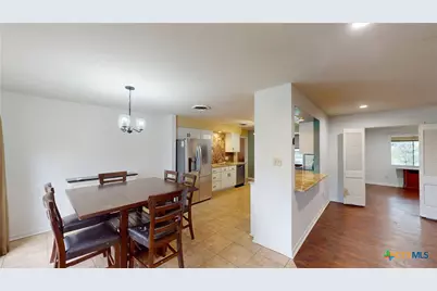 204 W Johnson Street, Cuero, TX 77954 - Photo 13