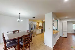 204 W Johnson St, Cuero, TX 77954 - Photo 13