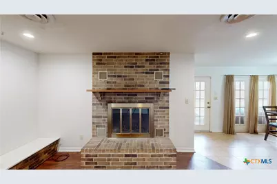 204 W Johnson Street, Cuero, TX 77954 - Photo 9