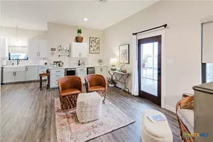 3353 Old Gonzales Rd, Cuero, TX 77954 - Photo 9