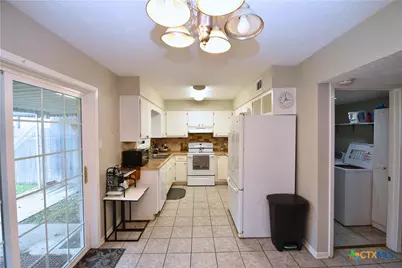 100 Seascape Drive #B, Port Lavaca, TX 77979 - Photo 7