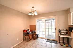 100 Seascape Dr, Port Lavaca, TX 77979 - Photo 7