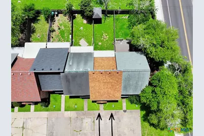 100 Seascape Drive #B, Port Lavaca, TX 77979 - Photo 5