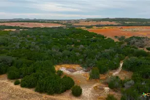 6805 County Rd 2001, Lampasas, TX 76550 - Photo 41