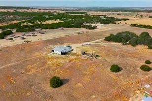 6805 County Rd 2001, Lampasas, TX 76550 - Photo 35