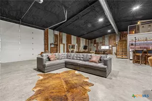 6805 County Rd 2001, Lampasas, TX 76550 - Photo 13