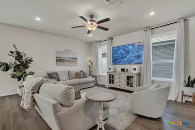 816 Windflower, New Braunfels, TX 78130 - Photo 9