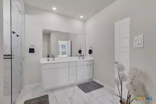 816 Windflower, New Braunfels, TX 78130 - Photo 15