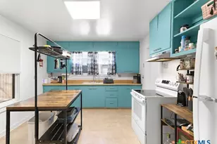 1510 N Ave, Shiner, TX 77984 - Photo 17