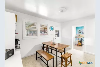 1510 N Avenue, Shiner, TX 77984 - Photo 13