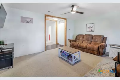 1510 N Avenue, Shiner, TX 77984 - Photo 5