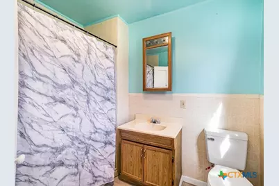 1510 N Avenue, Shiner, TX 77984 - Photo 15