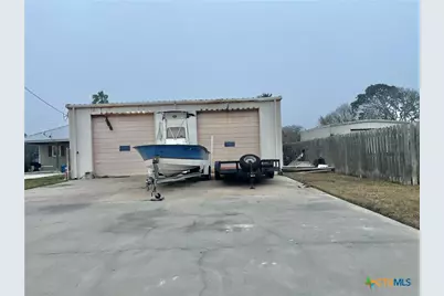 612 Jefferson Avenue, Port O'Connor, TX 77982 - Photo 3
